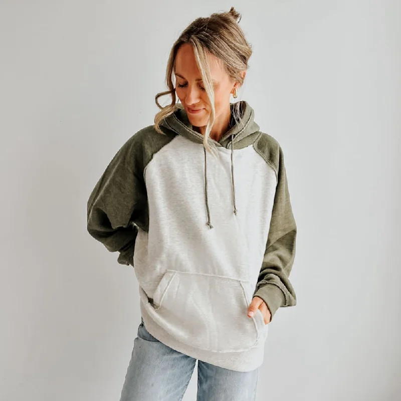 Women's Hooded Sweatshirts with Magnetic ClosureVintage Heather Hoodie - Oatmeal & Army Green