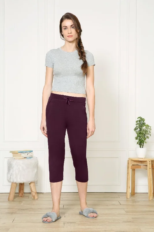 women's pajamas with a subtle shimmerVan Heusen Women's Ultra soft & Stretchable Lounge Purple Capri